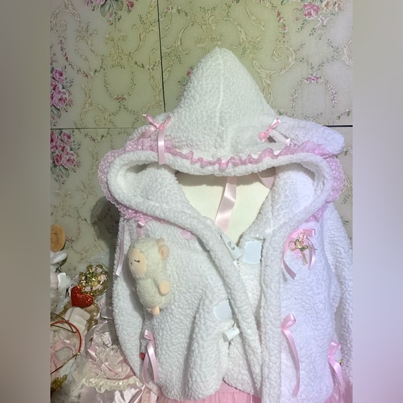 SOLD - Picture 6 of 8